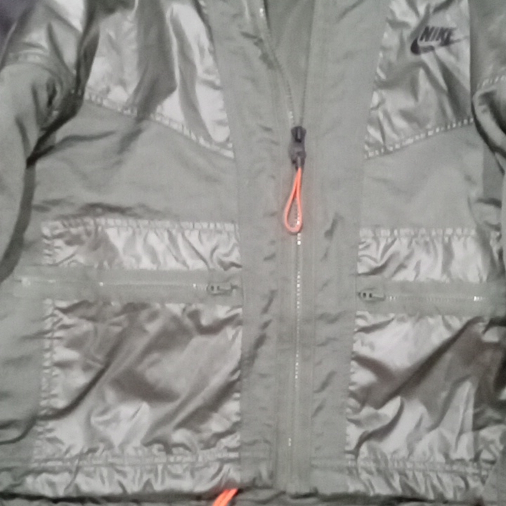 😍NWOT Women's Nike full zip jacket😍 - Picture 7 of 13